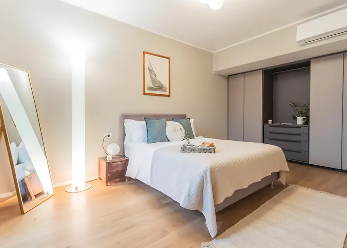 V. On Appartement Como