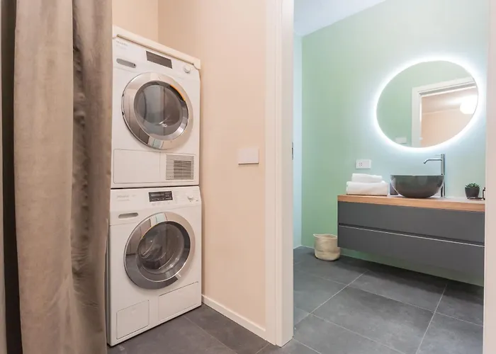 V. On Apartman