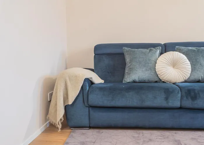 Apartman V. On *